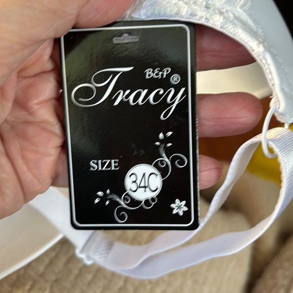 Tracy White Lace Foam Cups Underwire Bra Size 34B. New With Tags! - Picture 5 of 5